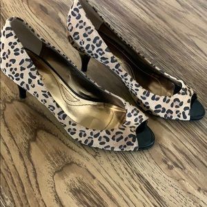 Cheetah print heels!